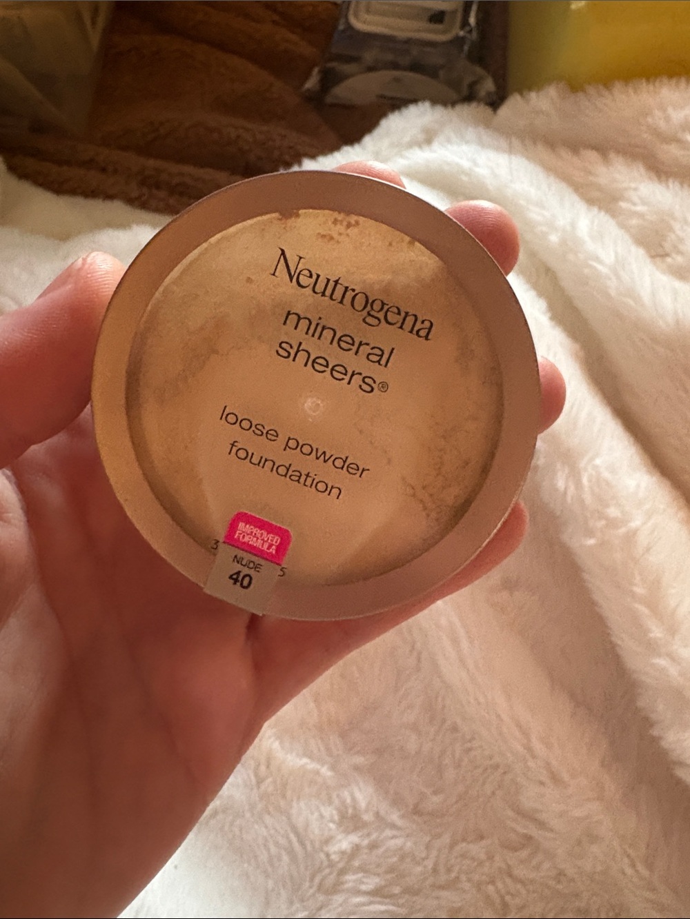Neutrogena Mineral Sheers Loose Powder Foundation - Nude (40)